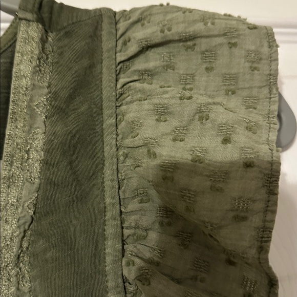 Lucky Brand Ruffle Sleeve Green Blouse - Picture 4 of 7